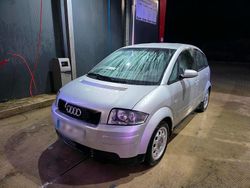 Silber Gebraucht 2002 Audi A2 Advanced Kleinwagen | 3.500 € (Etwas zu teuer)