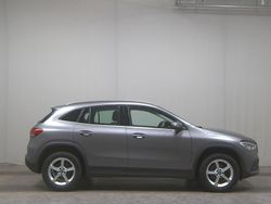 Grau Gebraucht 2022 Mercedes GLA180 Style SUV | 27.980 € (Fairer Preis)