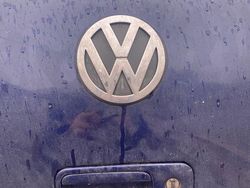 Blau Gebraucht 2001 VW Golf IV Basis Limousine | 1.500 €