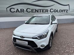 Weiß Gebraucht 2016 Hyundai i20 Active Limousine | 10.400 € (Fairer Preis)