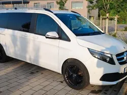 Weiß Gebraucht 2019 Mercedes V220 Van / Kleinbus | 33.000 € (Fairer Preis)