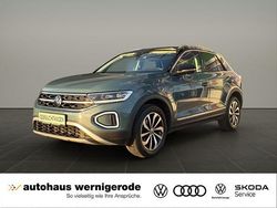 Blau Gebraucht 2022 VW T-Roc Pro SUV | 22.939 € (Fairer Preis)