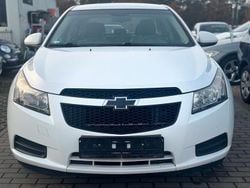Weiß Gebraucht 2010 Chevrolet Cruze Limousine | 2.950 € (Fairer Preis)
