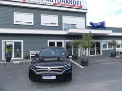 Schwarz Gebraucht 2019 VW Touareg Basis SUV | 35.000 € (Fairer Preis)