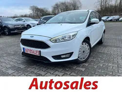 Weiß Gebraucht 2017 Ford Focus Business Edition Limousine | 5.833 € (Superpreis)