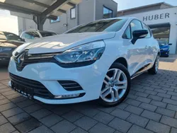 Weiß Gebraucht 2018 Renault Clio IV LIMITED Limousine | 6.900 € (Guter Preis)