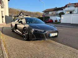 Grau Gebraucht 2024 Audi R8 Coupé Performance Coupé | 138.989 €