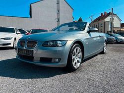 Blau Gebraucht 2007 BMW 330 Cabriolet Sport Line Cabrio | 13.790 € (Superpreis)