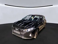 Phantom black Gebraucht 2023 Hyundai i20 Trend Kleinwagen | 14.999 €