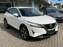 Weiß Gebraucht 2021 Nissan Qashqai N-Connecta SUV | 23.990 € (Fairer Preis)