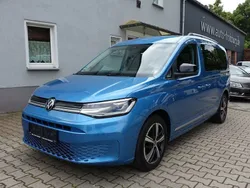 Blau Gebraucht 2021 VW Caddy Style Van / Kleinbus | 26.890 €