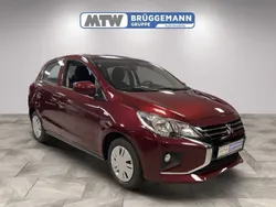 Rot metallic Gebraucht 2022 Mitsubishi Space Star Select Limousine | 13.530 € (Teuer)