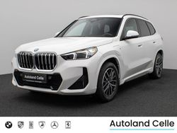 Alpinweiß uni300braun Gebraucht 2024 BMW X1 M Sport SUV | 49.499 € (Fairer Preis)