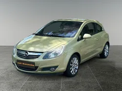 Grün Gebraucht 2007 Opel Corsa Cosmo Kleinwagen | 5.990 € (Etwas zu teuer)