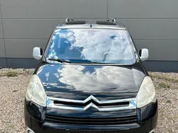 Schwarz Gebraucht 2011 Citroën Berlingo Exclusive Van / Kleinbus | 4.300 € (Superpreis)
