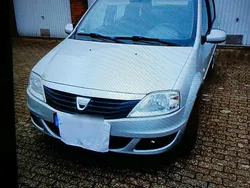 Silber Gebraucht 2008 Dacia Logan Limousine | 3.199 € (Etwas zu teuer)