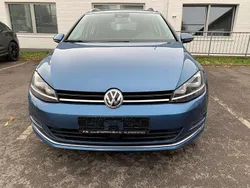 Pacific blue metallic Gebraucht 2014 VW Golf VII Highline Kombi | 7.900 € (Guter Preis)
