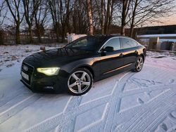 Schwarz Gebraucht 2012 Audi A5 Sportback S-Line Kleinwagen | 13.950 € (Fairer Preis)