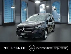 Andere Gebraucht 2023 Mercedes 180 Progressive Limousine | 29.870 € (Fairer Preis)