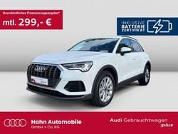 Weiß Gebraucht 2022 Audi Q3 Ambiente SUV | 28.990 € (Guter Preis)