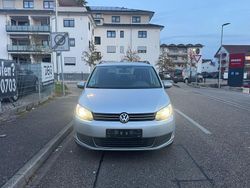 Silber Gebraucht 2010 VW Touran Comfortline Van / Kleinbus | 7.990 € (Fairer Preis)