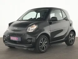Schwarz Gebraucht 2023 Smart ForTwo Electric Drive Kleinwagen | 12.889 € (Fairer Preis)