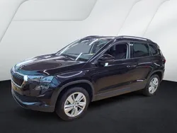 Schwarzmagic perleffekt Gebraucht 2024 Skoda Karoq Selection SUV | 31.930 € (Fairer Preis)