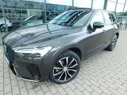 Grau (platinumgrey) Gebraucht 2022 Volvo XC60 Plus SUV | 34.900 € (Fairer Preis)