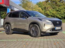 Champagne silber/ schwarz Gebraucht 2025 Nissan X-Trail N-Connecta SUV | 43.850 € (Teuer)
