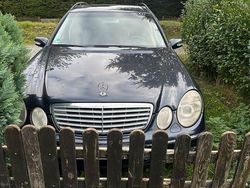 Schwarz Gebraucht 2003 Mercedes E270 Limousine | 2.500 € (Superpreis)