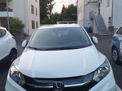 Weiß Gebraucht 2018 Honda HR-V Comfort SUV | 17.999 € (Etwas zu teuer)