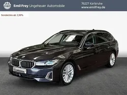 Grau Gebraucht 2022 BMW 520 Luxury Line Kombi | 34.890 € (Etwas zu teuer)
