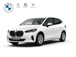 Mineralweiß metallic Gebraucht 2024 BMW 218 Active Tourer Van / Kleinbus | 33.890 € (Superpreis)