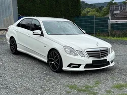 Weiß Gebraucht 2009 Mercedes E350 AMG Limousine | 8.490 € (Fairer Preis)