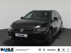 Schwarz Gebraucht 2024 VW Passat R-line Kombi | 53.490 €
