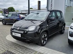Schwarz Gebraucht 2023 Fiat Panda Cross Cross Kleinwagen | 11.399 € (Guter Preis)