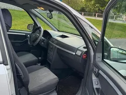 Silber Gebraucht 2005 Opel Meriva Van / Kleinbus | 2.250 € (Fairer Preis)