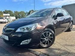 Braun Gebraucht 2012 Opel Astra Edition Limousine | 4.490 € (Guter Preis)