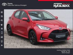 Rot Gebraucht 2022 Toyota Yaris Hybrid Team Limousine | 18.880 € (Guter Preis)