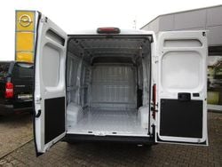 Weiß Neu 2025 Opel Movano Van | 29.540 € (Guter Preis)