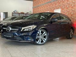 Blau Gebraucht 2018 Mercedes CLA200 Limousine | 17.500 € (Guter Preis)