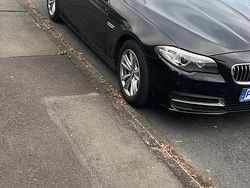 Schwarz Gebraucht 2015 BMW 520 Kombi | 11.200 € (Fairer Preis)