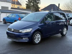 Blau Gebraucht 2016 VW Touran Comfortline Van / Kleinbus | 14.999 € (Superpreis)
