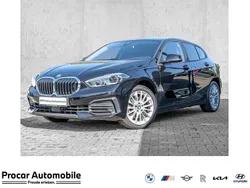 Schwarz Gebraucht 2022 BMW 118 Advantage Kleinwagen | 23.690 € (Fairer Preis)