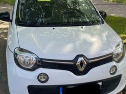 Weiß Gebraucht 2017 Renault Twingo LIMITED Kleinwagen | 7.000 € (Fairer Preis)