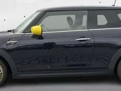 Schwarz Gebraucht 2021 Mini Cooper SE Kleinwagen | 15.211 € (Guter Preis)