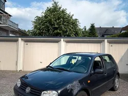 Schwarz Gebraucht 1999 VW Golf IV Limousine | 900 € (Guter Preis)