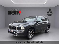 Schwarz Gebraucht 2018 Mitsubishi Outlander P-HEV Top | 51.890 €