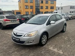 Argonsilber/sovereign/switchbl Gebraucht 2010 Opel Astra Edition Limousine | 5.000 € (Fairer Preis)