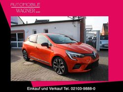Orange Gebraucht 2023 Renault Clio V Techno Kleinwagen | 14.390 € (Fairer Preis)